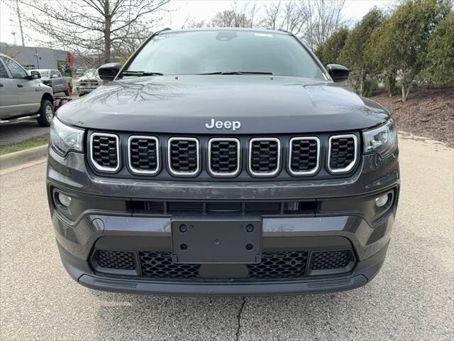 2024 Jeep Compass Latitude Lux