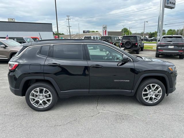 2024 Jeep Compass Latitude Lux