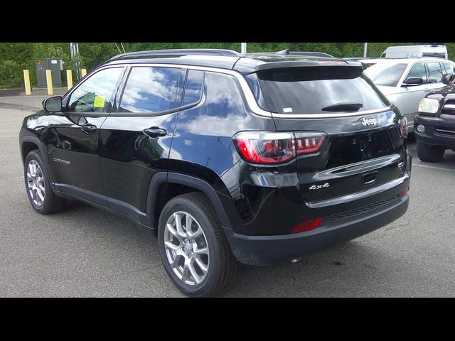 2024 Jeep Compass Latitude Lux