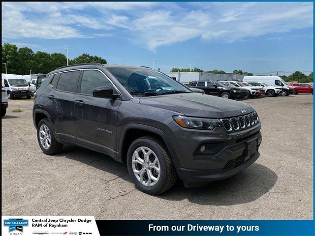 2024 Jeep Compass Latitude