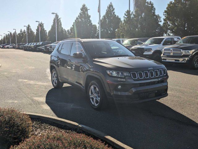 2024 Jeep Compass Latitude