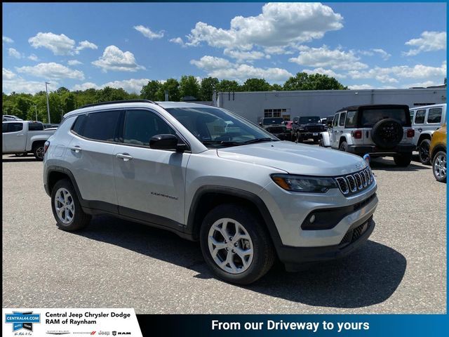 2024 Jeep Compass Latitude