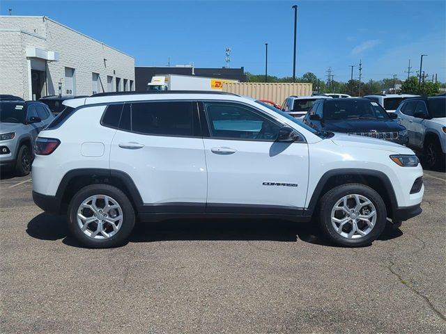 2024 Jeep Compass Latitude