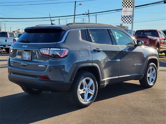 2024 Jeep Compass Latitude