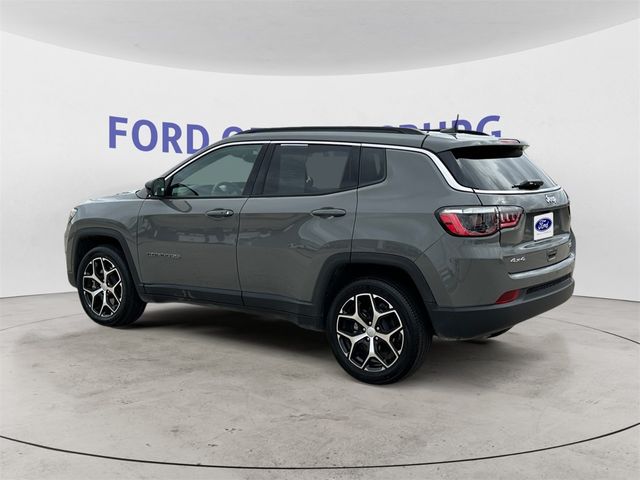 2024 Jeep Compass Latitude