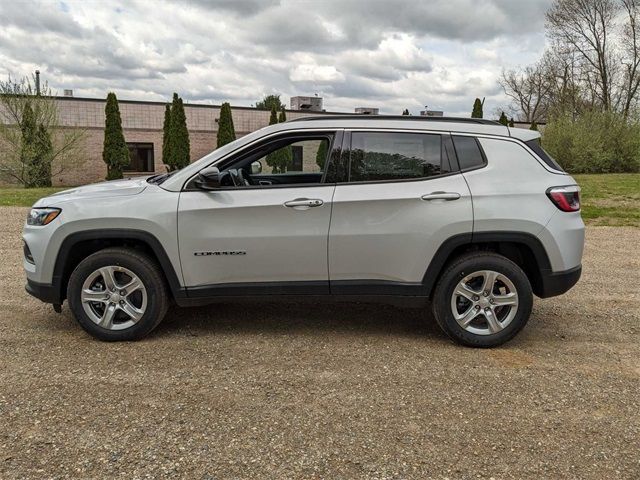 2024 Jeep Compass Latitude