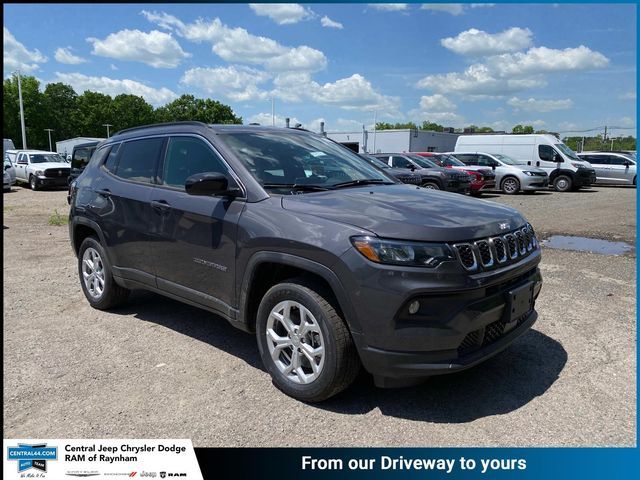 2024 Jeep Compass Latitude