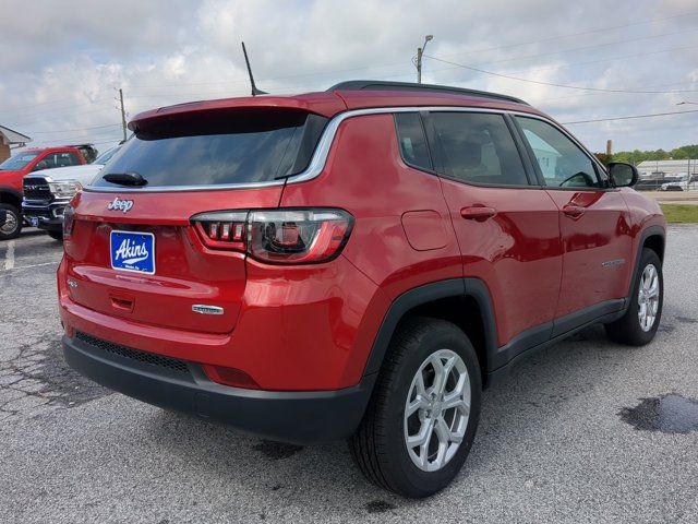 2024 Jeep Compass Latitude