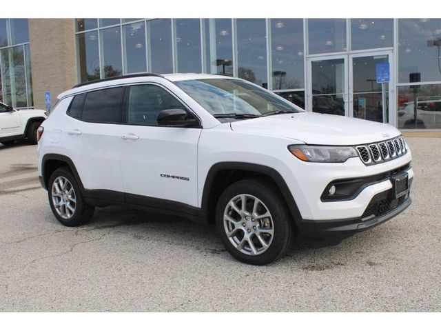 2024 Jeep Compass Latitude Lux