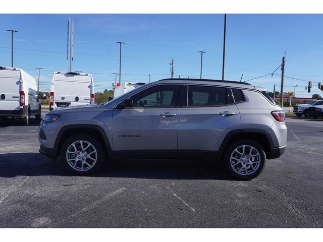 2024 Jeep Compass Latitude Lux