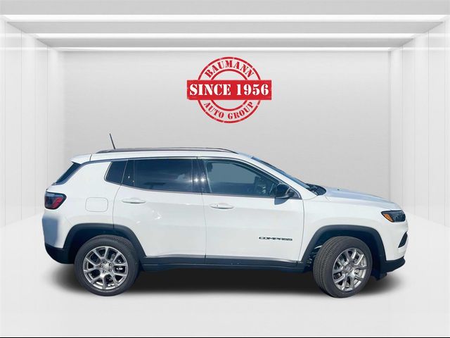 2024 Jeep Compass Latitude Lux