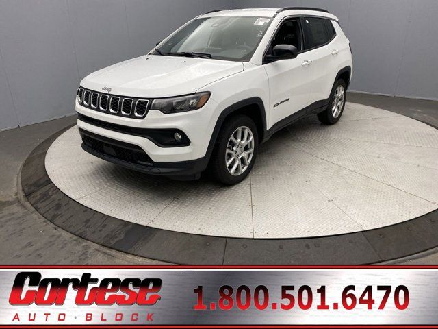 2024 Jeep Compass Latitude Lux