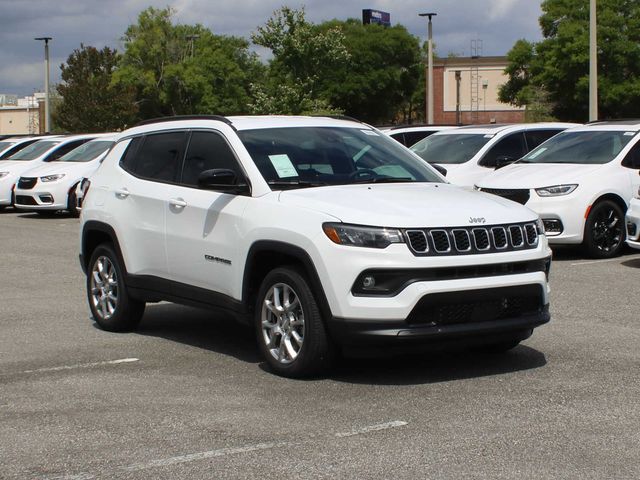 2024 Jeep Compass Latitude Lux