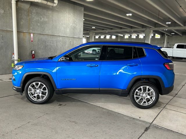 2024 Jeep Compass Latitude Lux