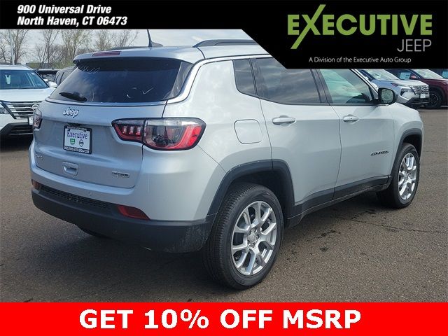 2024 Jeep Compass Latitude Lux