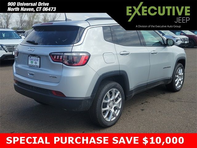 2024 Jeep Compass Latitude Lux