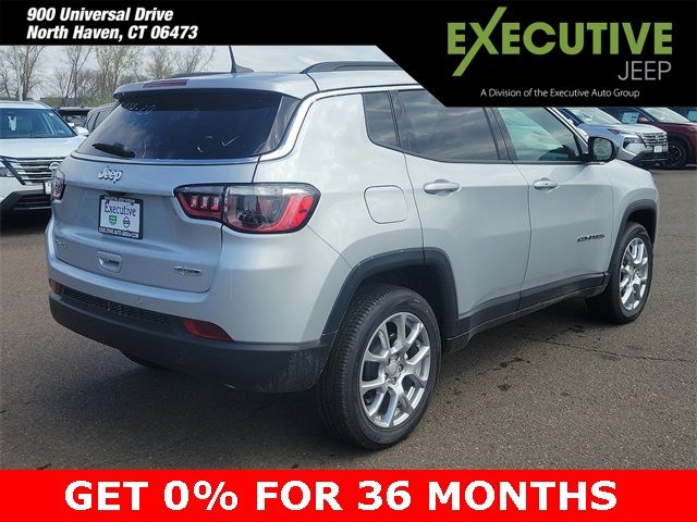 2024 Jeep Compass Latitude Lux