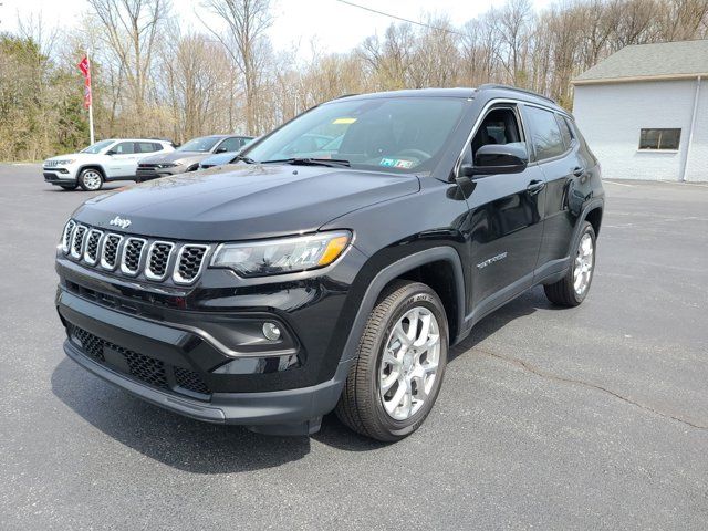 2024 Jeep Compass Latitude Lux