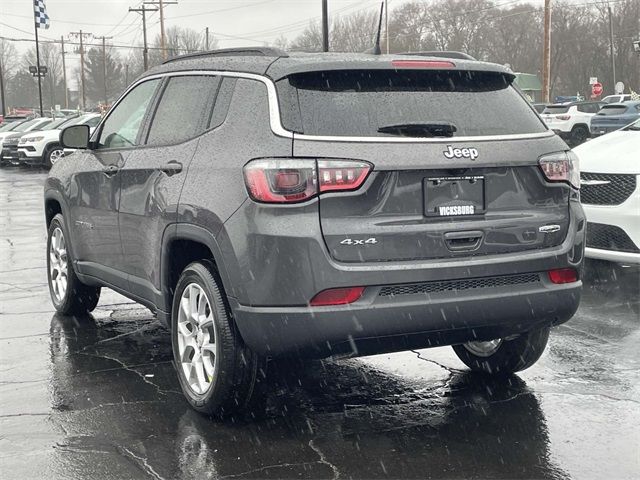 2024 Jeep Compass Latitude Lux