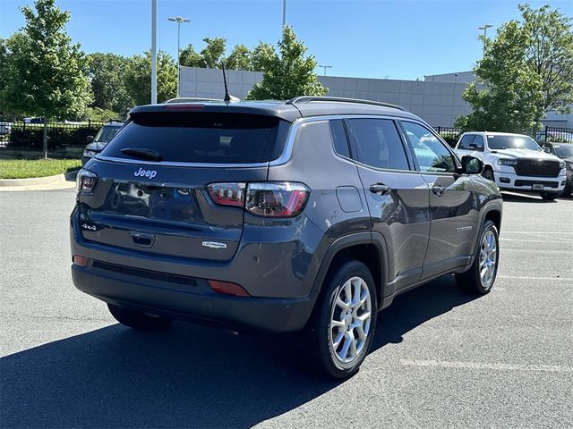 2024 Jeep Compass Latitude Lux