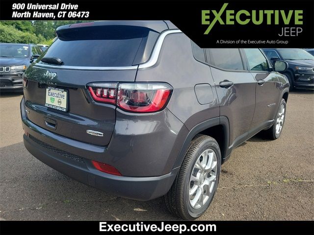 2024 Jeep Compass Latitude Lux