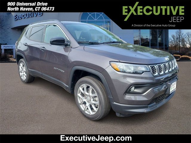 2024 Jeep Compass Latitude Lux