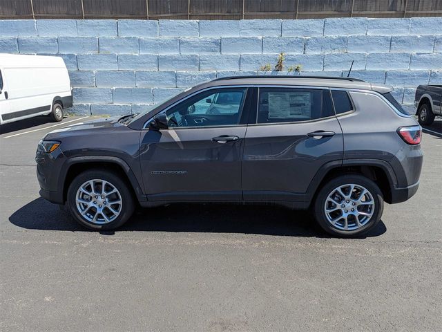 2024 Jeep Compass Latitude Lux