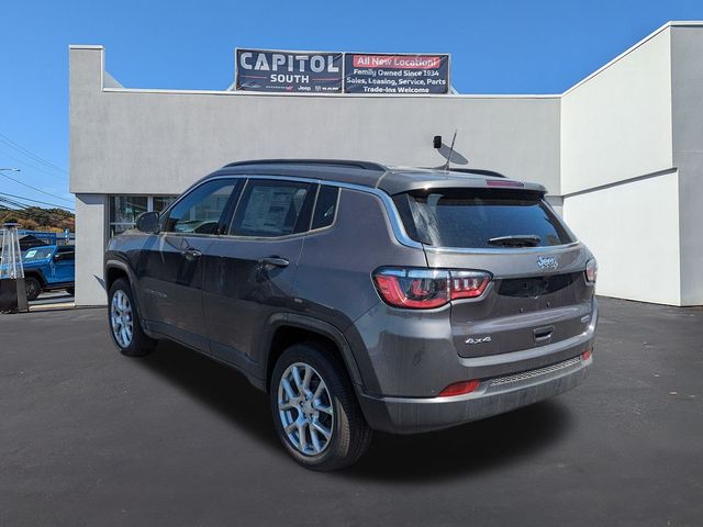 2024 Jeep Compass Latitude Lux