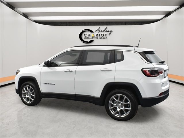 2024 Jeep Compass Latitude Lux