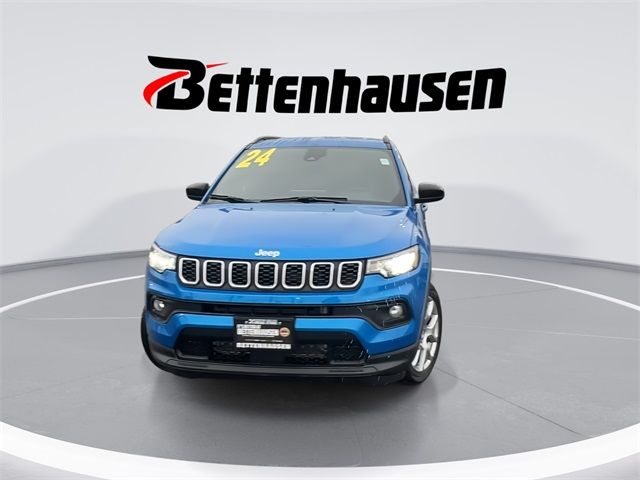 2024 Jeep Compass Latitude Lux