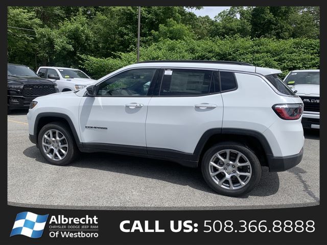 2024 Jeep Compass Latitude Lux