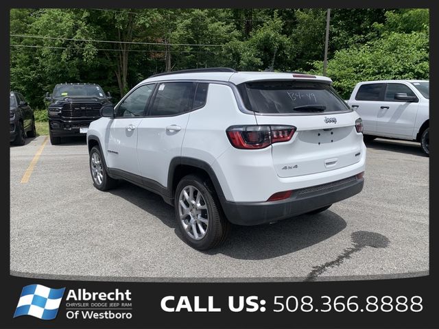 2024 Jeep Compass Latitude Lux