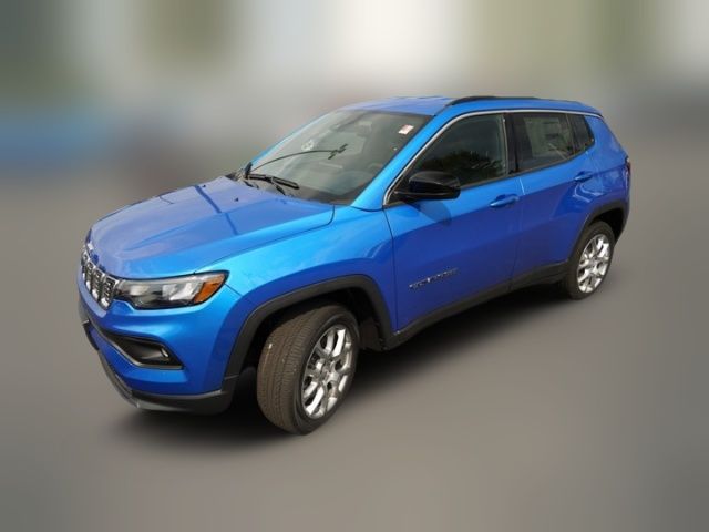 2024 Jeep Compass Latitude Lux