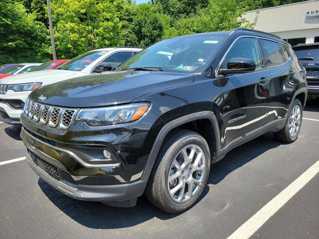 2024 Jeep Compass Latitude Lux