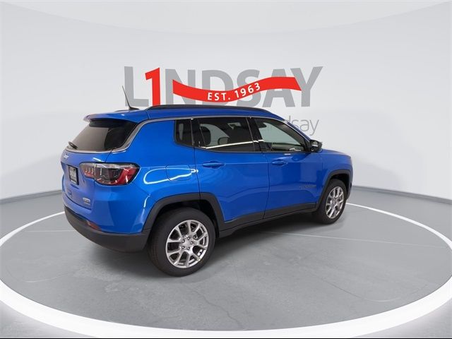 2024 Jeep Compass Latitude Lux