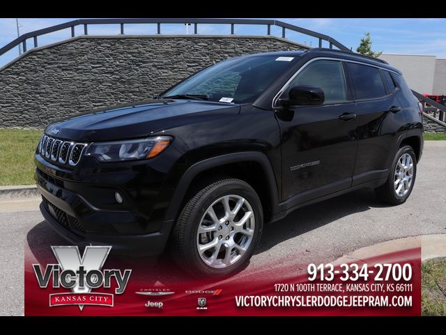 2024 Jeep Compass Latitude Lux