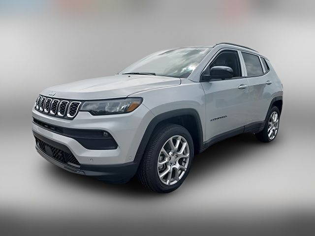 2024 Jeep Compass Latitude Lux