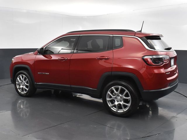 2024 Jeep Compass Latitude Lux