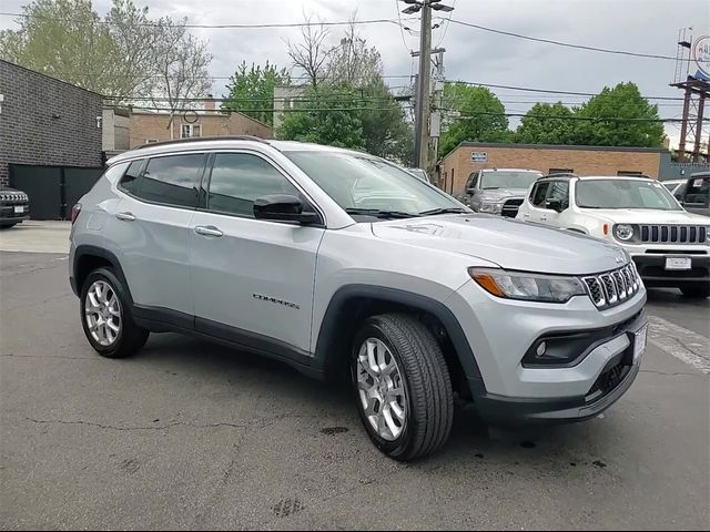 2024 Jeep Compass Latitude Lux