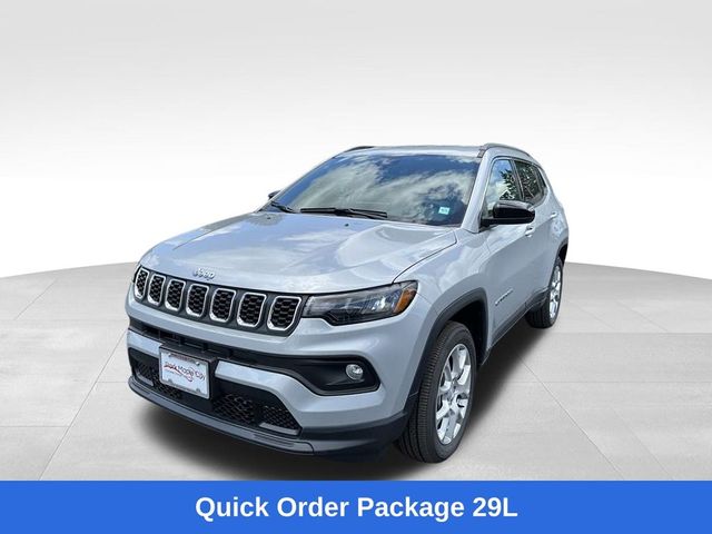 2024 Jeep Compass Latitude Lux