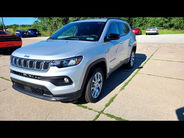 2024 Jeep Compass Latitude Lux