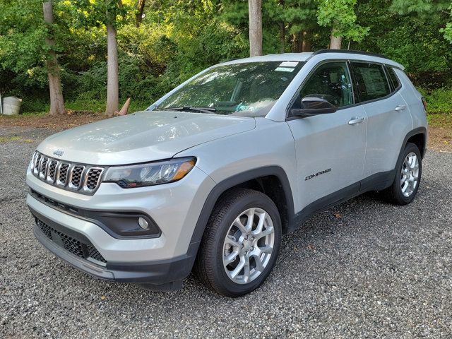 2024 Jeep Compass Latitude Lux