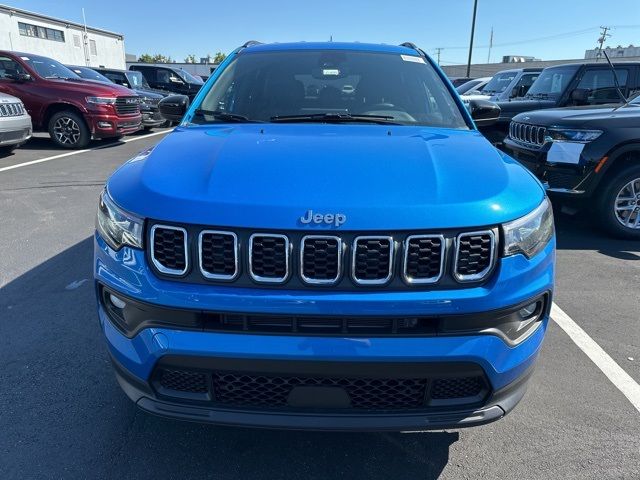 2024 Jeep Compass Latitude Lux