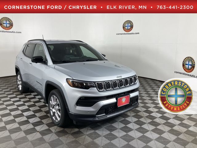 2024 Jeep Compass Latitude Lux