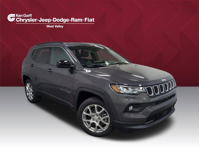 2024 Jeep Compass Latitude Lux