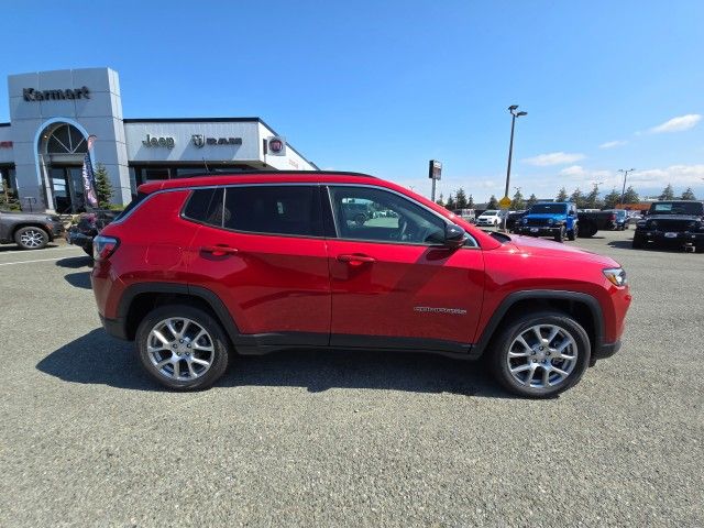 2024 Jeep Compass Latitude Lux