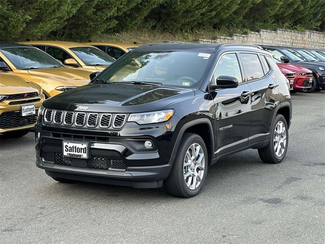 2024 Jeep Compass Latitude Lux