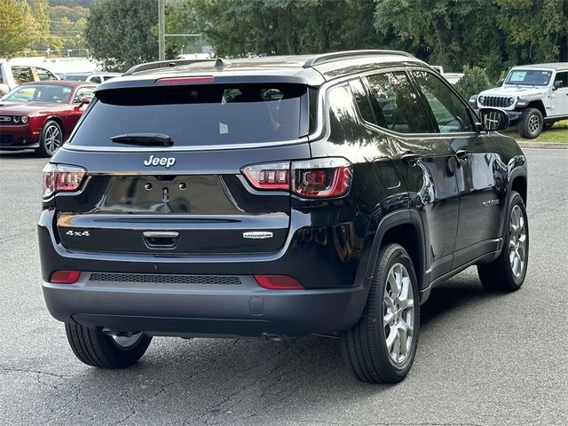 2024 Jeep Compass Latitude Lux