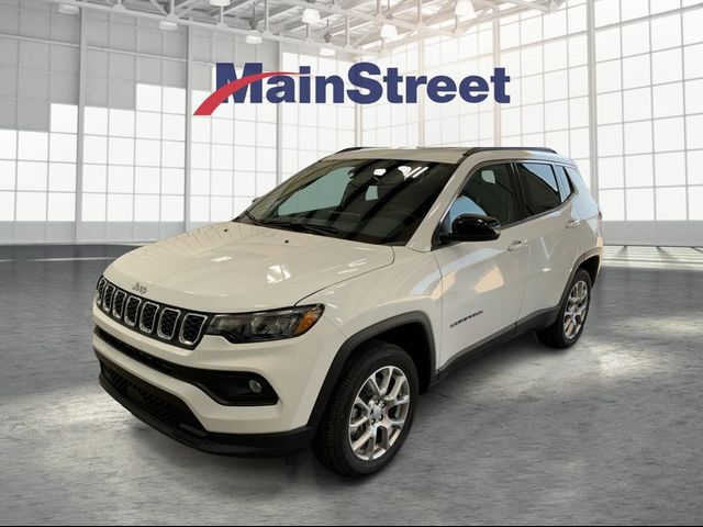 2024 Jeep Compass Latitude Lux