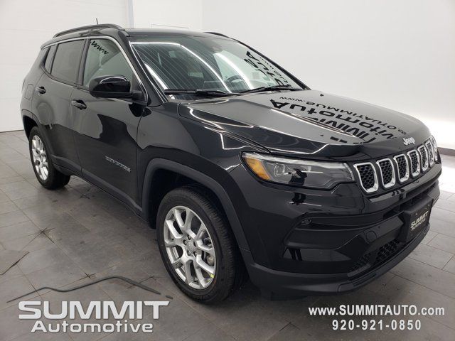 2024 Jeep Compass Latitude Lux